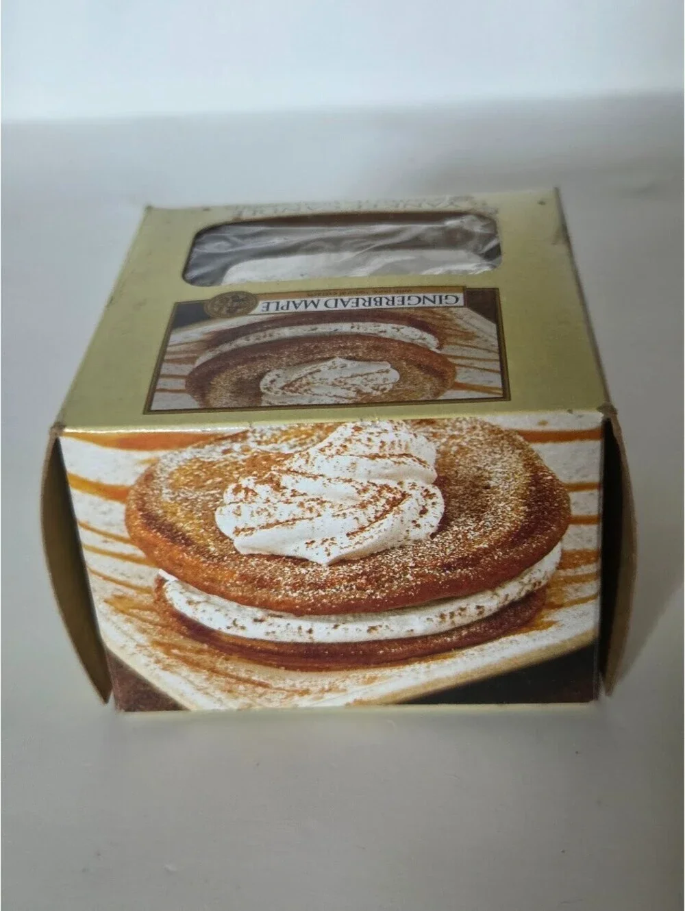Yankee Candle Gingerbread Maple 12-Pack Scented Tea Light Candles 4.2 oz Box
